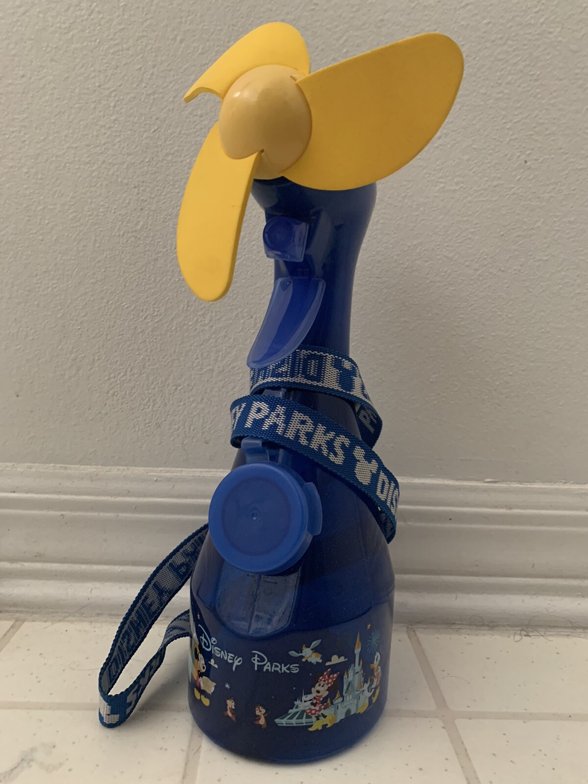 Disney Parks Misting Spray Cool Water Bottle Fan With Lanyard WORKS A8