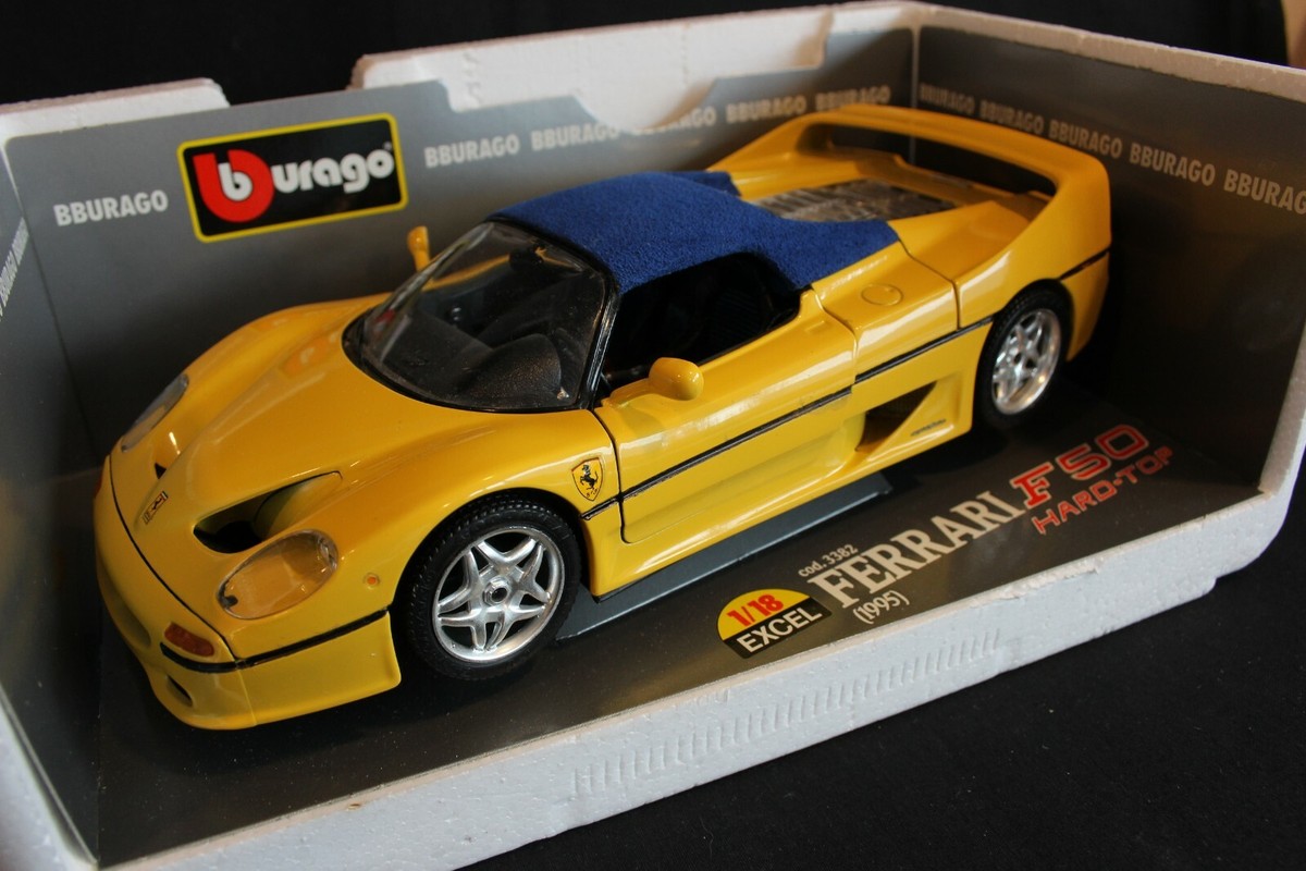 フェラーリF40 F50 1/18ジオラマセット　ポスター　LED　ブラーゴ フェラーリF40 F50 1/18ジオラマセット ポスター LED ブラーゴ