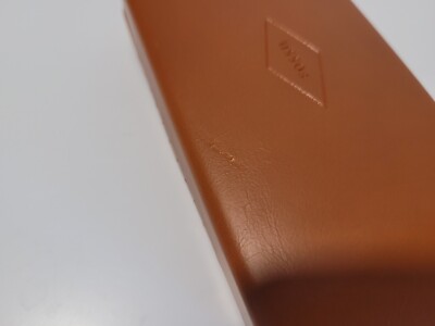 Fossil Eyeglasses Sunglasses Case - Brown with Navy Interior  display picture 3