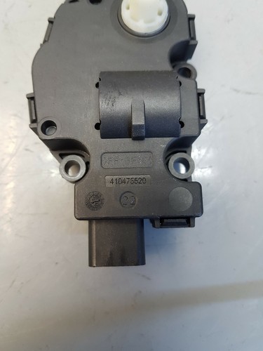 MB S Klasse W221 Klimaheizung Lüfter Klappe Steuerantrieb Motormagnet - Bild 8 von 12