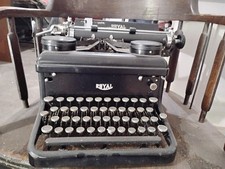 RARE COLLECTABLE - Vintage black Royal brand typewriter, 1930's & 1940's W Cover thumbnail