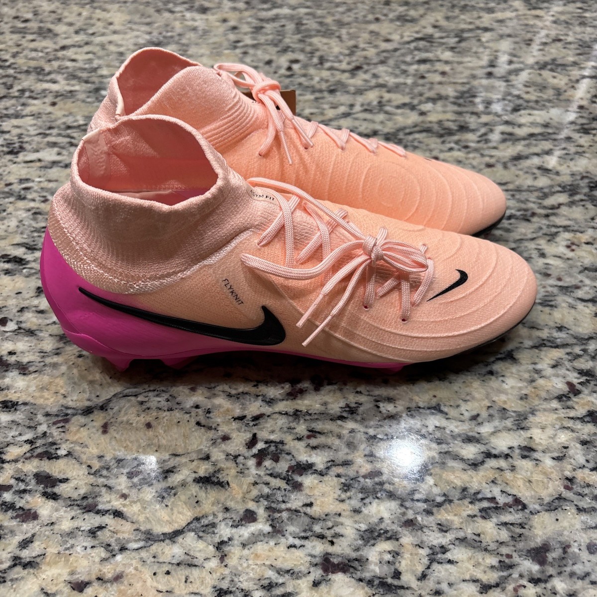 Nike Phantom Luna II Pro FG Cleats Pink Blast FJ2575-800 M 10 W