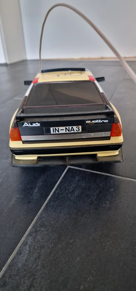 RC-Modell Nikko Audi Quattro Maßstab 1:10 mit W.Röhrl Unterschrift - Bild 4 von 4
