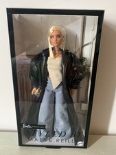 Barbie Designed By Maeve Reilly NEU