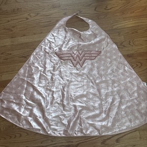 Six Flags DC Wonder Woman Pink Cape 