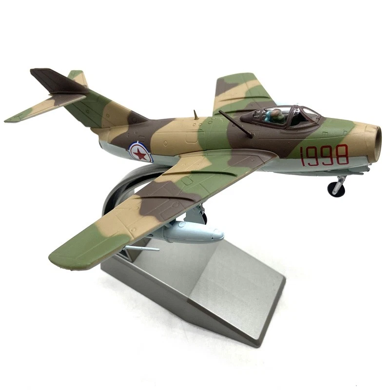 1:72 Diecast Military Model Chinese Mikoyan MiG-15 Fighter Aircraft Collection - Image 4 of 4