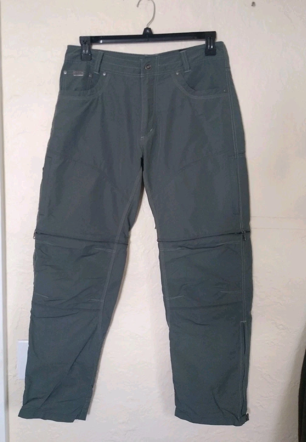 Kuhl Pants Men's 33x32 Green Liberator Convertible Stealth Zip Off System Hiking
Opens in a new wind