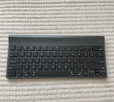 Logitech Tablet Wireless Keyboard For iPad Comfortable Typing 30 Feet Range