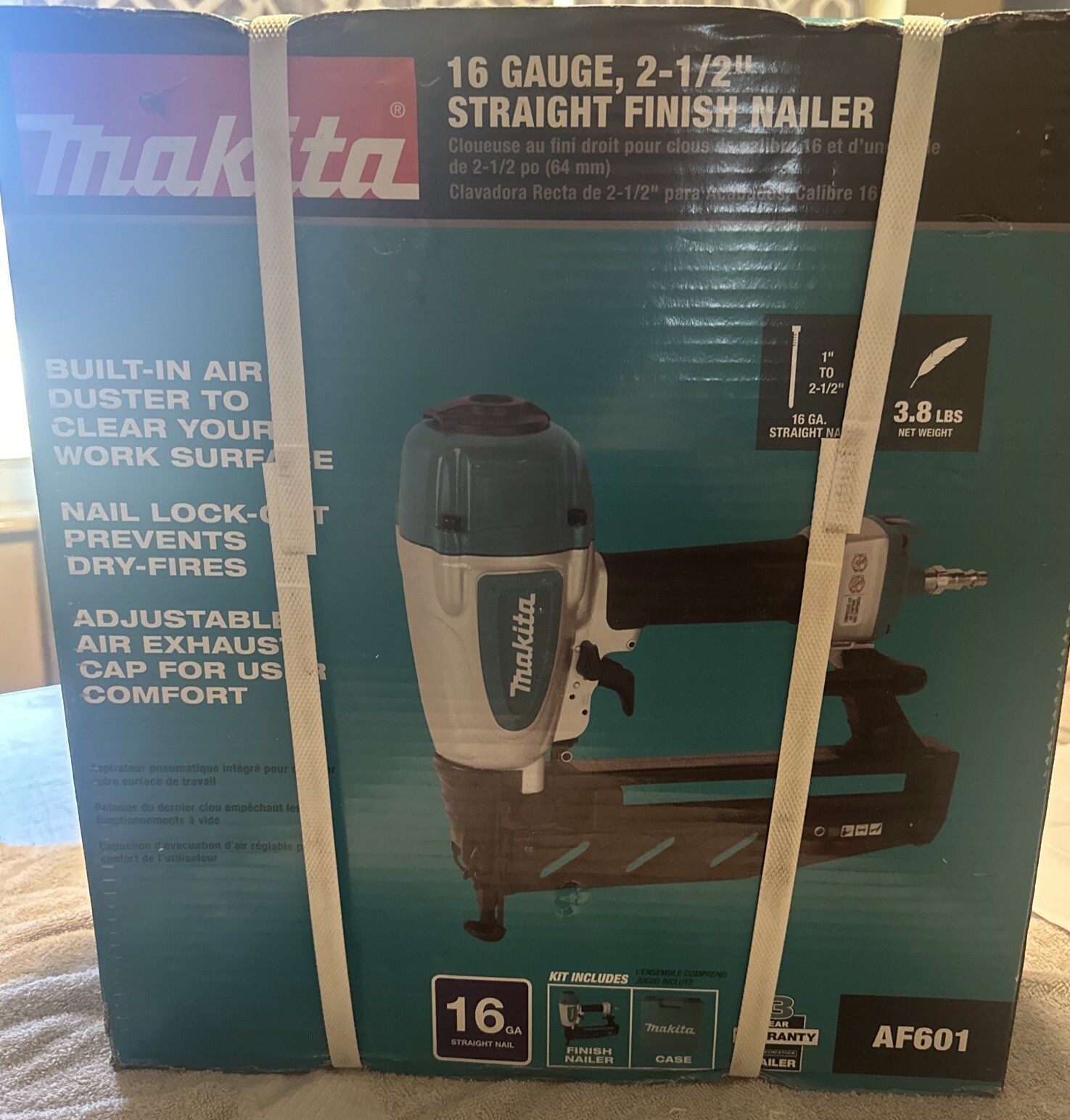 Makita AF601 16 Gauge Straight Pneumatic Finish Nailer 686024907459 eBay