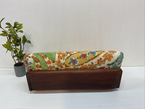 Handmade For Barbie MOD 70s Inspired Upholstered And Wooden Sofa 1:6 Scale - Picture 3 of 5