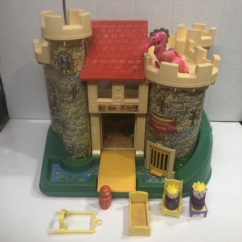 Vtg 1974 Fisher Price Play Family Castle #993  with 8 Accessories People Dragon
