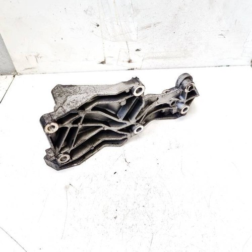 Volkswagen Polo 2006 Engine Mount Bracket and Gearbox Mount Bracke #1890984-70