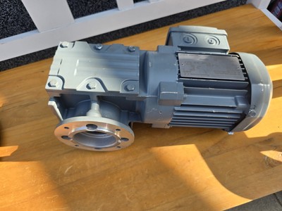 SEW Getriebemotor  WAF30 DR63LA/TI VISU4 3-EC 34 i