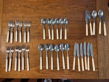 Stanley Roberts * SPECTRUM Ivory Color Handle Stainless Flatware CHOICE (101)