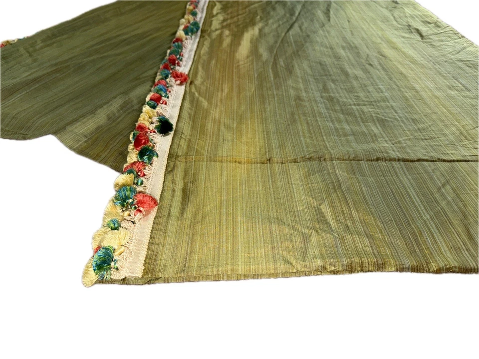 Impresionante panel de cortina de seda verde doble forrado 106 pompones largos borde borde Foto 2 de 4