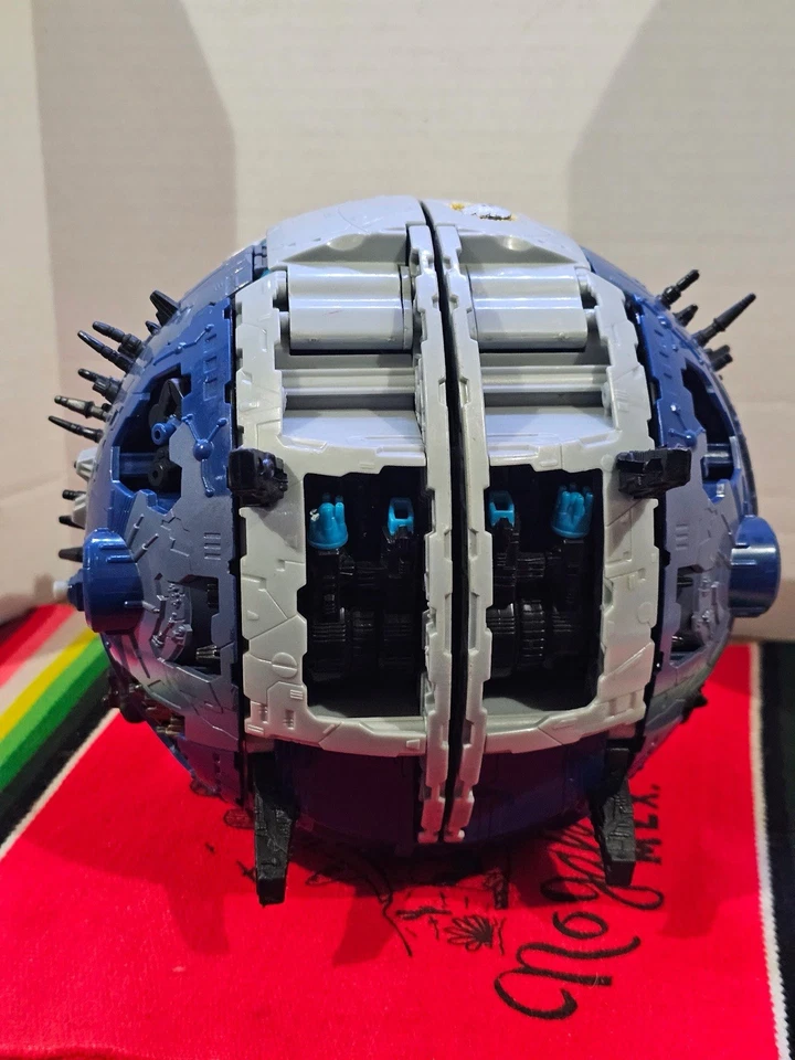 Transformers Supreme Class Cybertron Primus Hasbro2005(vary Which On You’ll Get) - Image 3 of 4