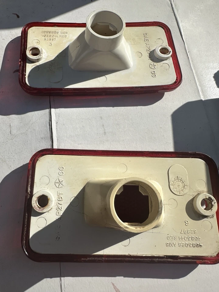 Luz de señalización lateral trasera original Dodge Van B150 B250 1978-1993 roja izquierda y derecha Foto 4 de 4