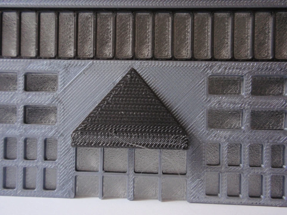 N Scale Skyscraper / Building/ High Rise/Office Building - Open Windows - - Image 4 of 4