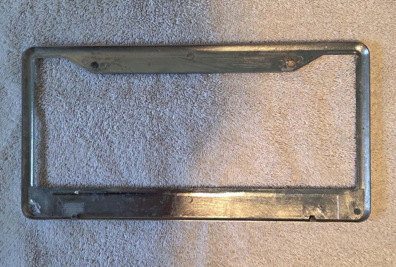 Vintage CHICAGO CUBS Metal License Plate Frame Holder 2001 Rico Tag Express 