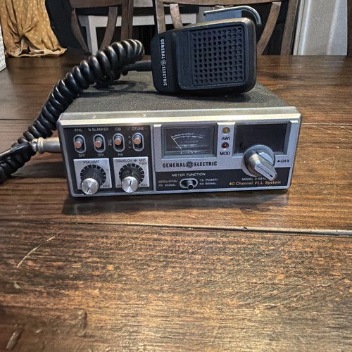 GE General Electric 3-5819A CB Radio 40 Channel PLL System Transceiver Untested