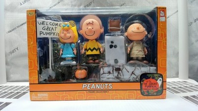 Neu im Karton It's The Great Pumpkin Charlie Brown Peanuts Halloween Set Memory Lane