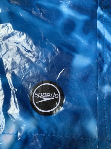 New Boys Printed Volley Swim Trunks Speedo Size XL Blue Tie Dye UPF 50+ 15” - Picture 4 of 13