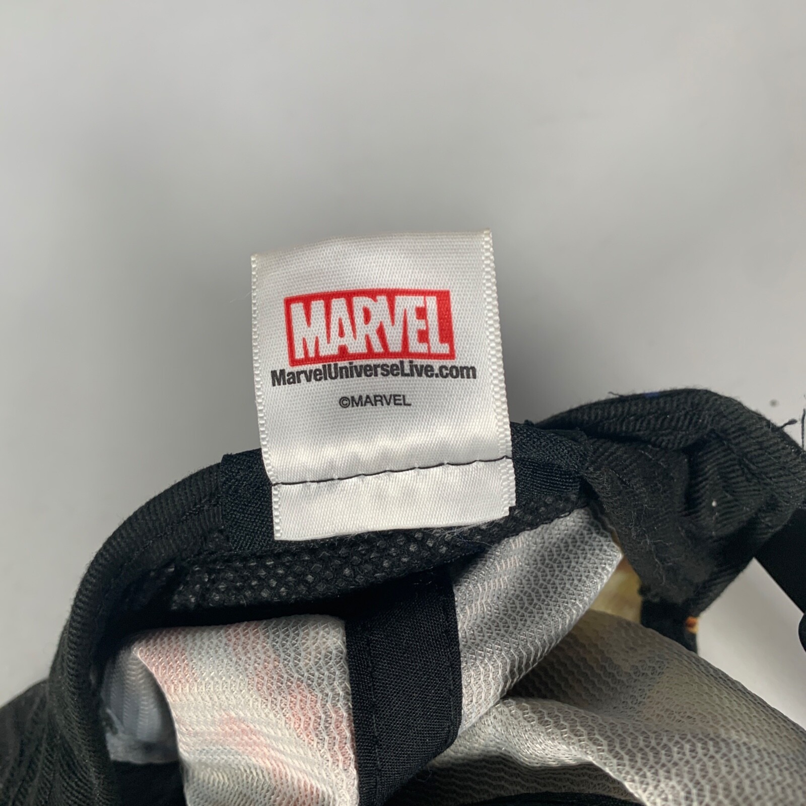 Marvel Universal Live Snapback Cap Spiderman Thor… - image 10