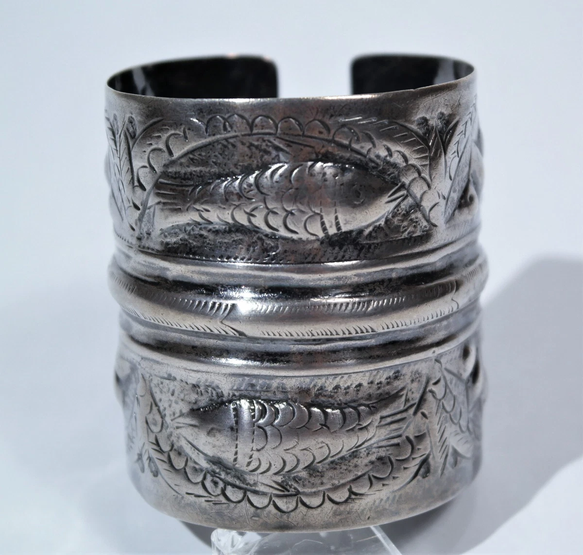 Antique Egyptian 800 Silver Fish Motif Cuff Bracelet