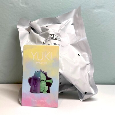 Pop Mart YUKI Evolution Galaxy Center mini figure cute art