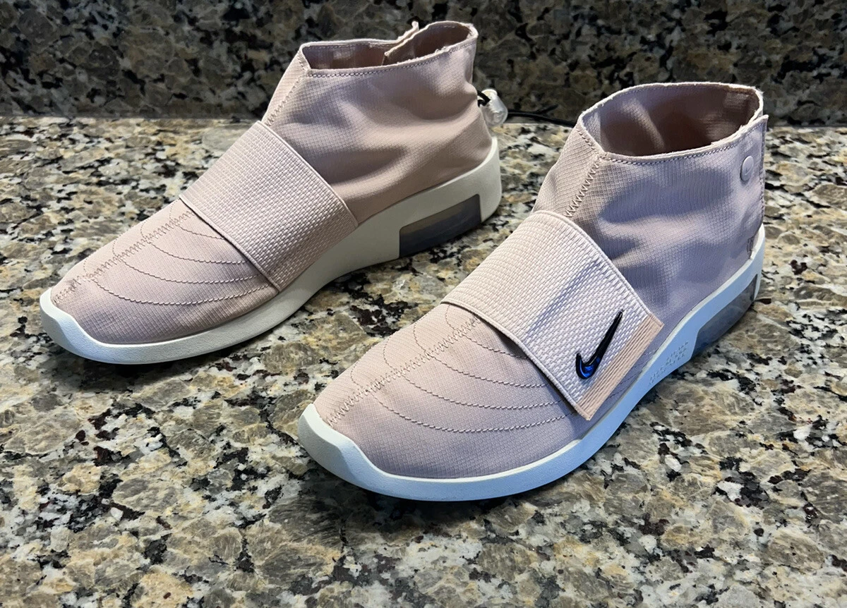 Nike mocasin deals