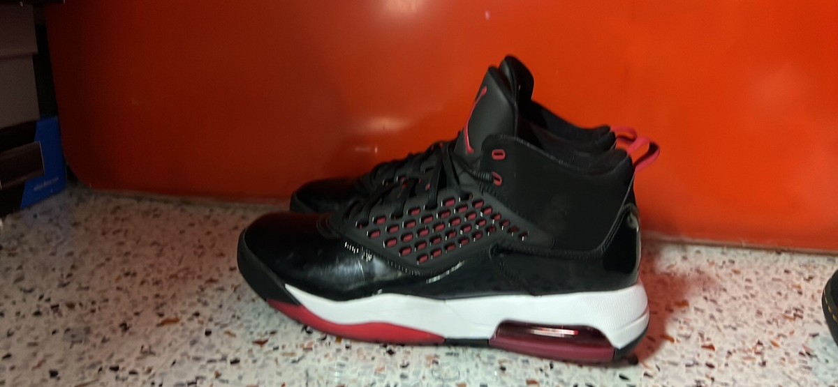 jordan maxin 200 size 13