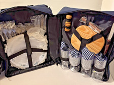 Insulated 4 Person Picnic Rucksack with bottle cooler.