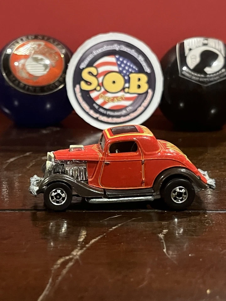 Ford Hot Rod 1934 Hot Wheels Blackwalls Hi-Rakers 1:64 rojo diecast usado excelente estado Foto 3 de 4