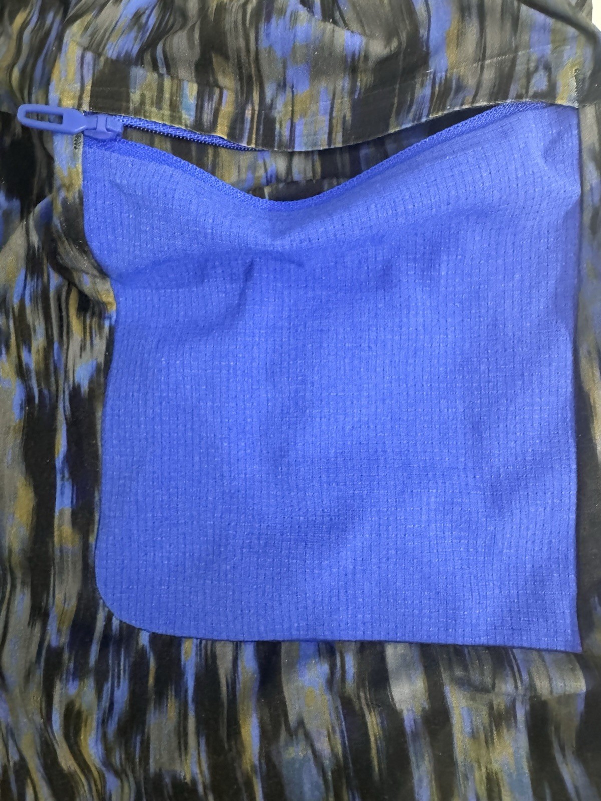 Lululemon Breaking Waves Multi Channel Cross Swim… - image 9