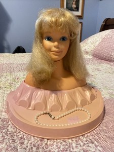 1983 Barbie Styling Head, Fully Turns With Dial, Fashion Face