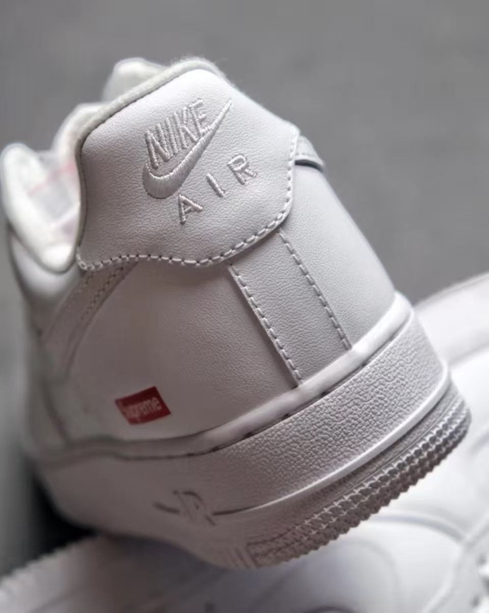Size 8 - Nike Air Force 1 x Supreme Low Box Logo - White for sale