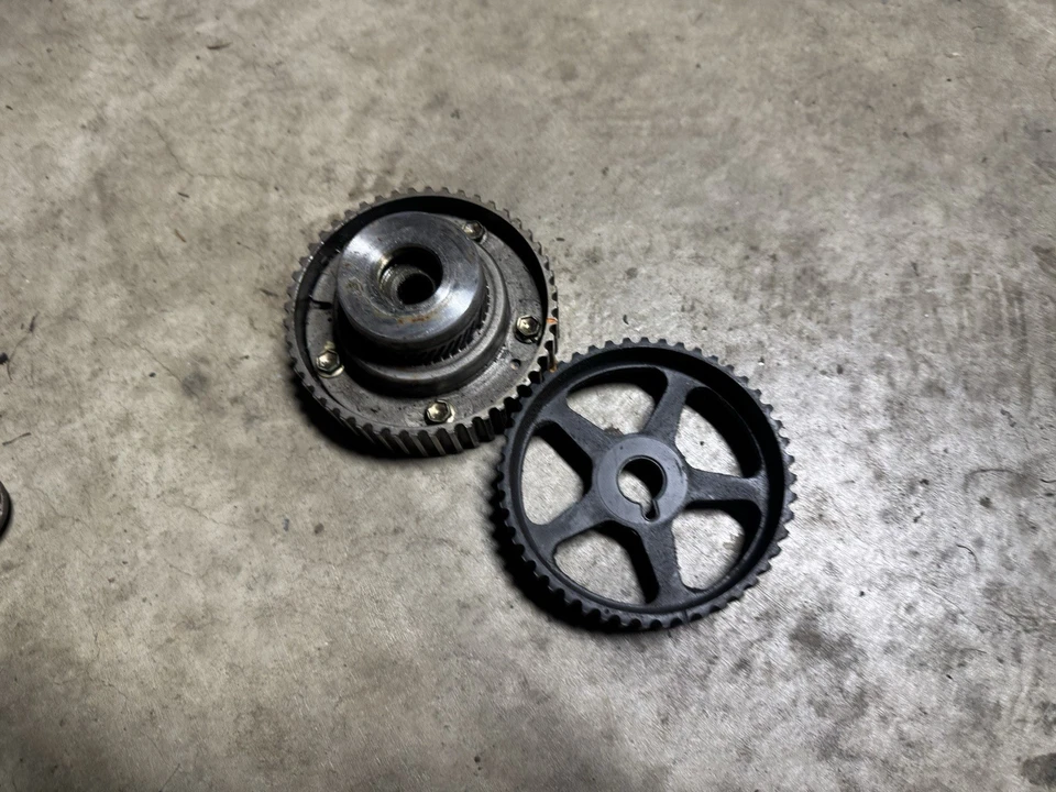 Juego de engranajes de leva Lexus IS300 2001-2005 par admisión escape VVTI OEM Foto 3 de 4