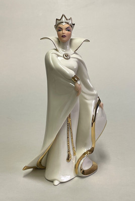 LENOX Disney THE EMPRESS OF EVIL Queen Snow White Figurine NEW with COA Box
