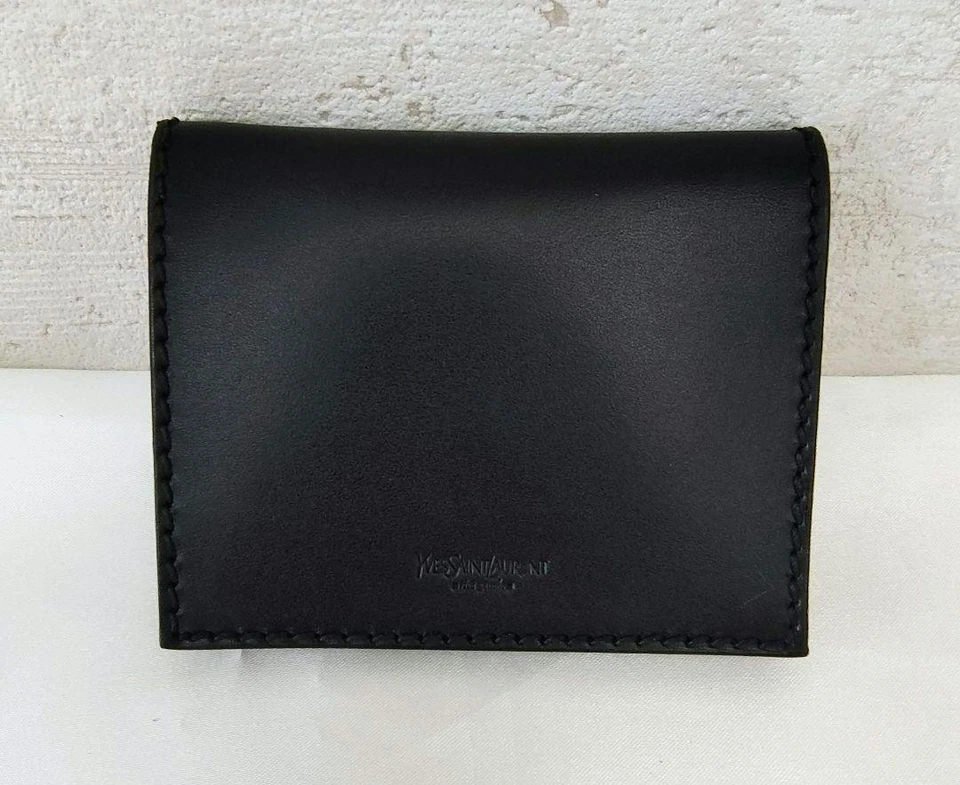 Estuche para tarjetas Yves Saint Laurent moneda cuero tachuelas edición limitada un producto popular Foto 3 de 4