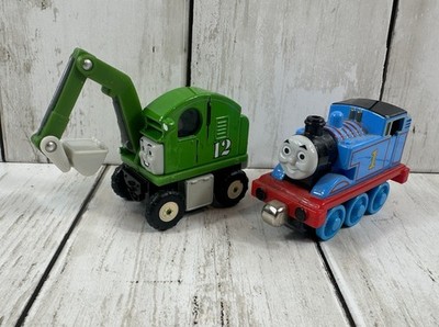 Alfie & Thomas- Thomas & Friends Take N Play Along Diecast Trains