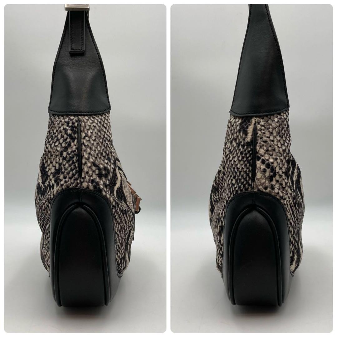 GUCCI Jackie One Shoulder Bag Black Python Print … - image 4