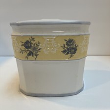 CROSCILL Josephine Yellow  Blue Floral Tissue Box Cover
