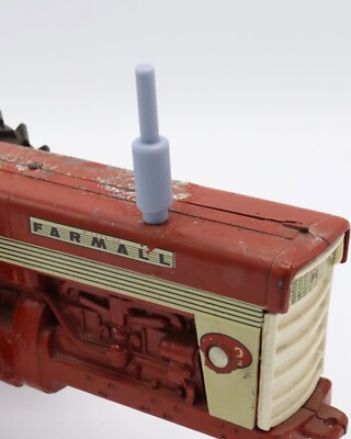 Muffler   Ertl   For Farmall 460, 560, 806   16th Scale   Circa 1958