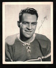 1945-54 Quaker Oats Photos #106 Johnny Quilty/Home Portrait (406825)