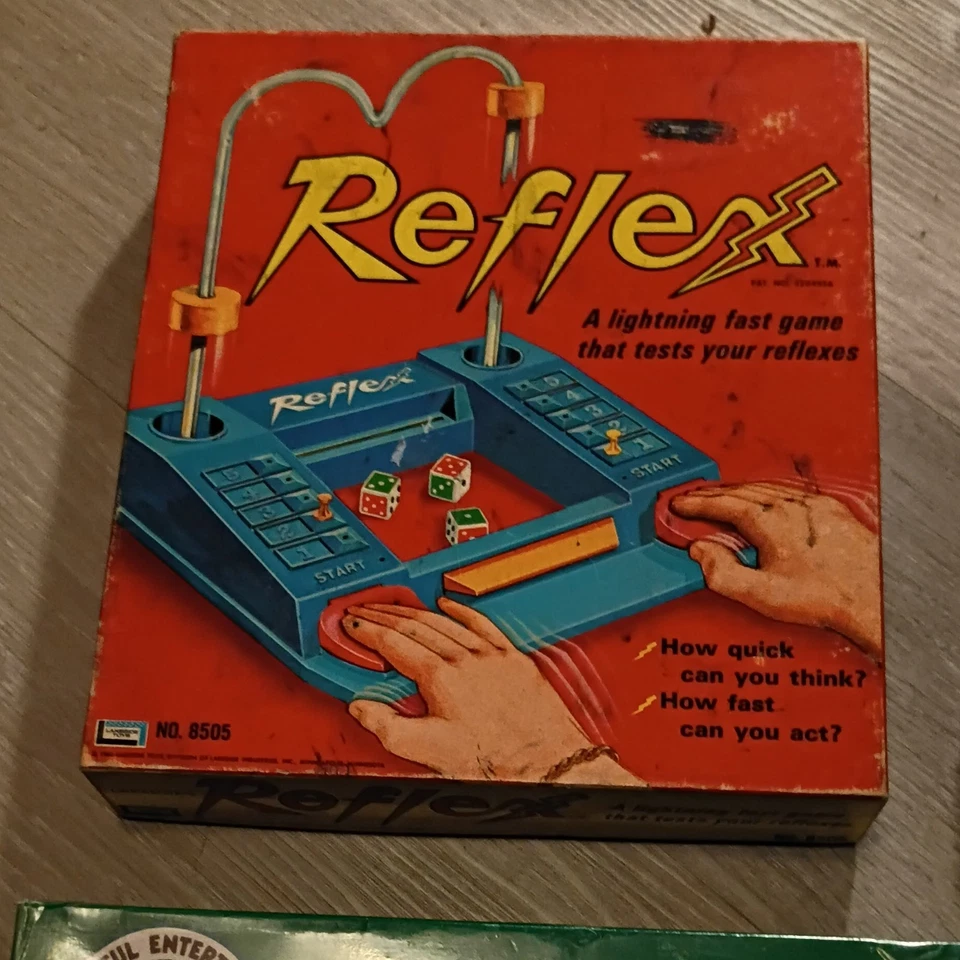 bootleg Connect Four Vintage + two bonus games!   - Image 3 of 4