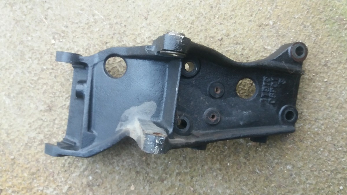 1984 85 86 87 88 89 Nissan 300zx z31 accessories brackets ac