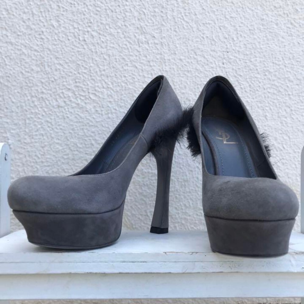 Scarpe decolte Saint Laurent YSL usate tacco grigio scamosciato tacchi alti EU37 5 US7 5 Giappone F S