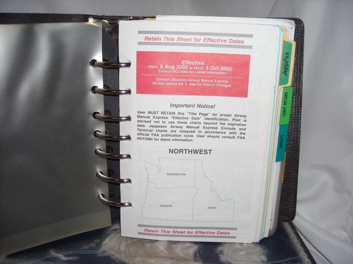 JEPPESEN AIRWAY MANUAL Pilot Binder Maps Charts Terminal Guides