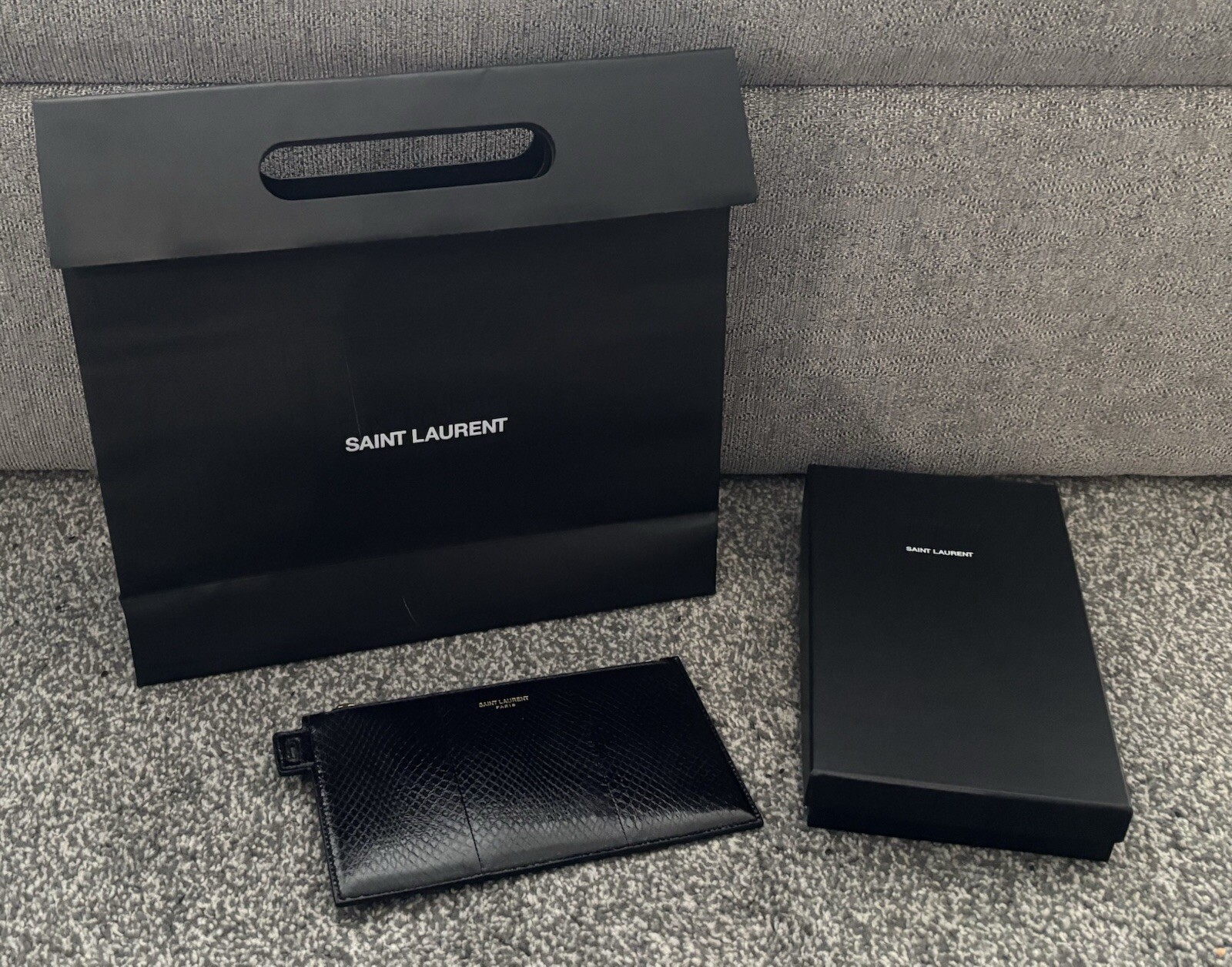 Pochette pochette pochette YSL Yves Saint Laurent nera in pelle di serpente con scatola e borsa