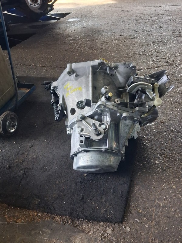 20DM69 Cambio compl. 9HY PEUGEOT 307 1.6 16V HDi (80Kw) Ber. 5p/d/1560cc
